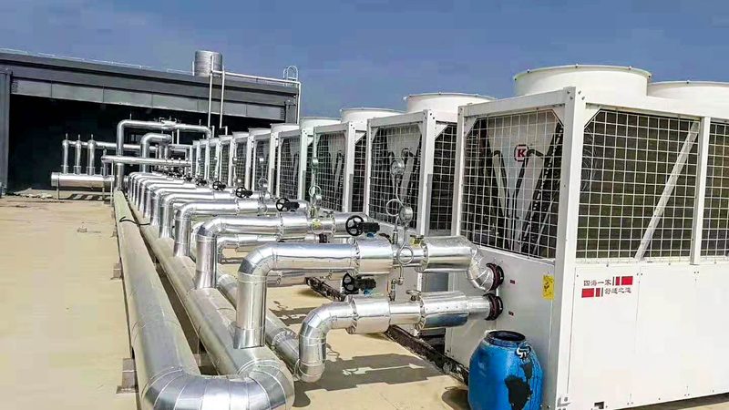 工业冷水机蒸发器材质解析：材质选择与性能考量**